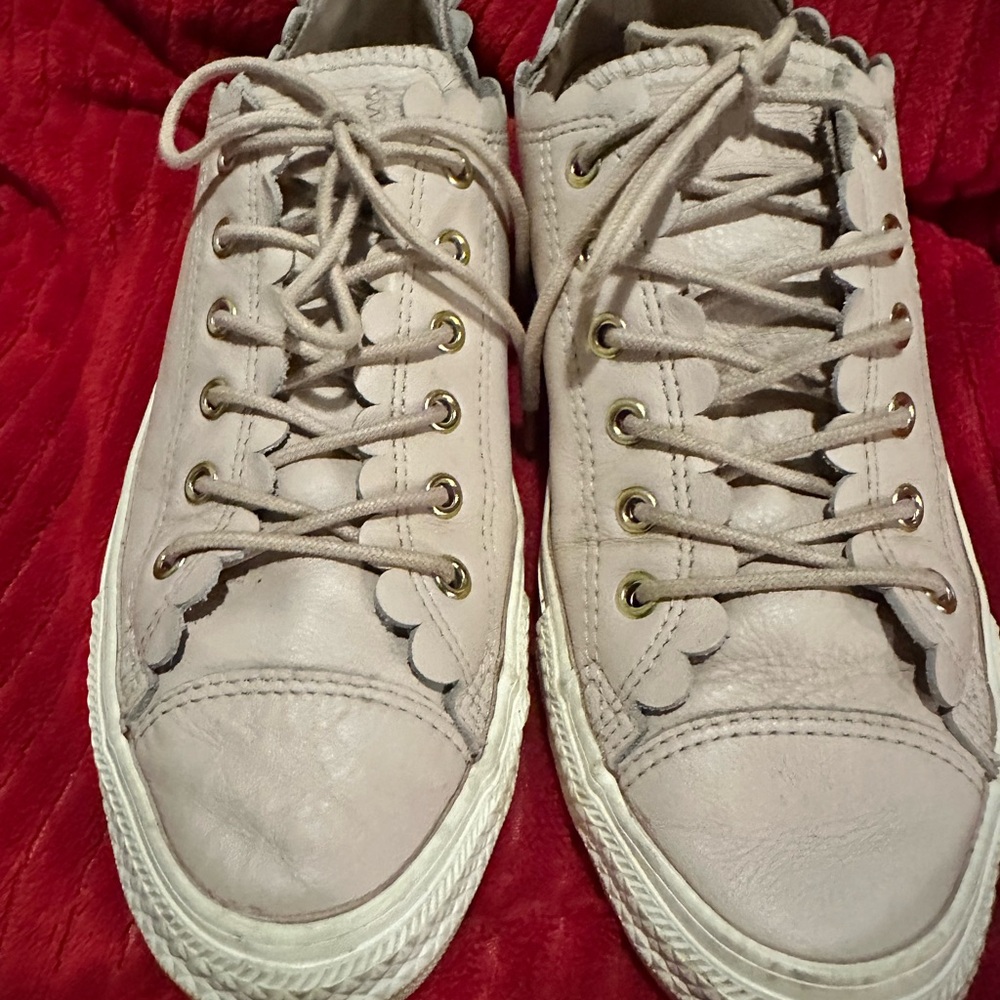 Converse Dusty Pink Leather Converse Sneakers size 10
